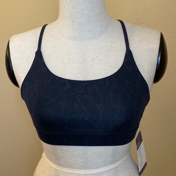 NWT - activewear lot - Picture 9 of 9